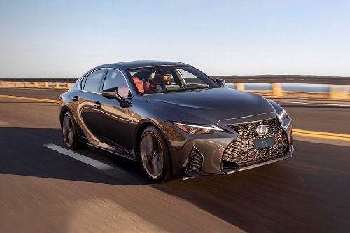 Lexus IS (2021-2022)