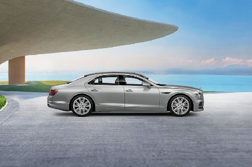 Bentley Flying Spur V8 Base 2024 Saudi Arabia