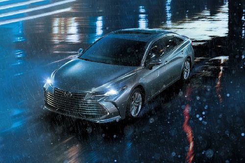 تويوتا Avalon (2022-2023)