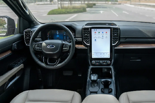 The Ford Everest 2025 Tremor is a limited edition and is only available ...