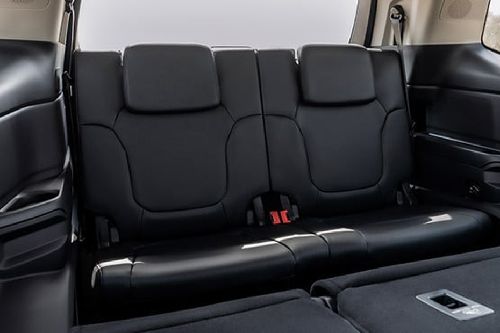 The Ford Everest 2025 Tremor is a limited edition and is only available ...