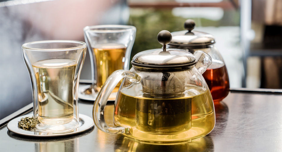 Black Tea Vs. Green Tea: Which Is For You?