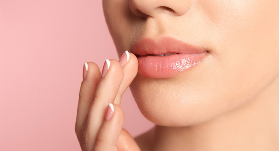 10 Tips and Tricks to Get the Most Out of Your Lip Gloss