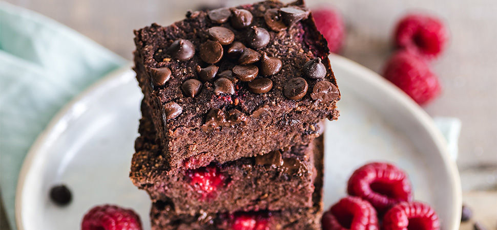 Chocolate-Covered Strawberry Brownies