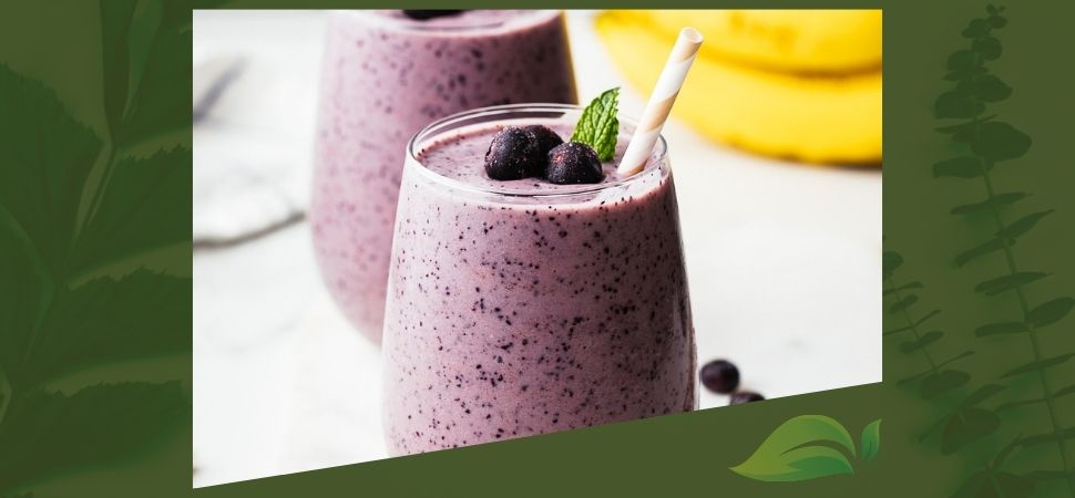 Banana_Blueberry_Smoothie_with_Tahini