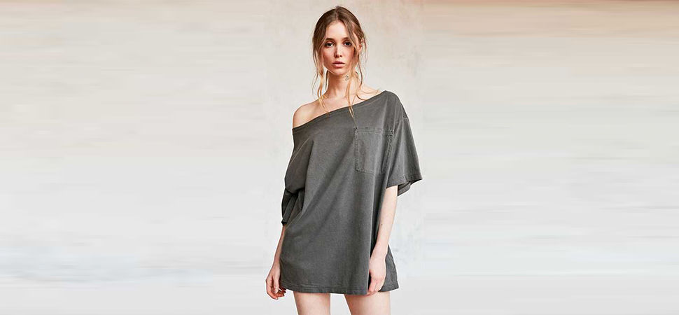Off-Shoulder Look
