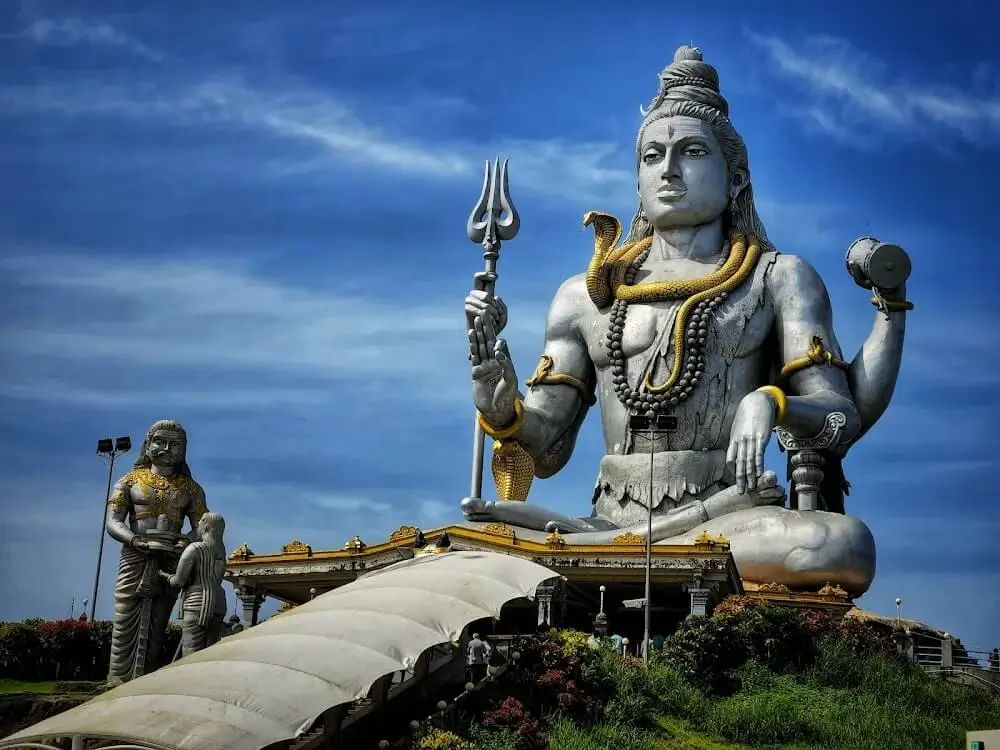 Gallery image of Murudeshwar Temple & Beach