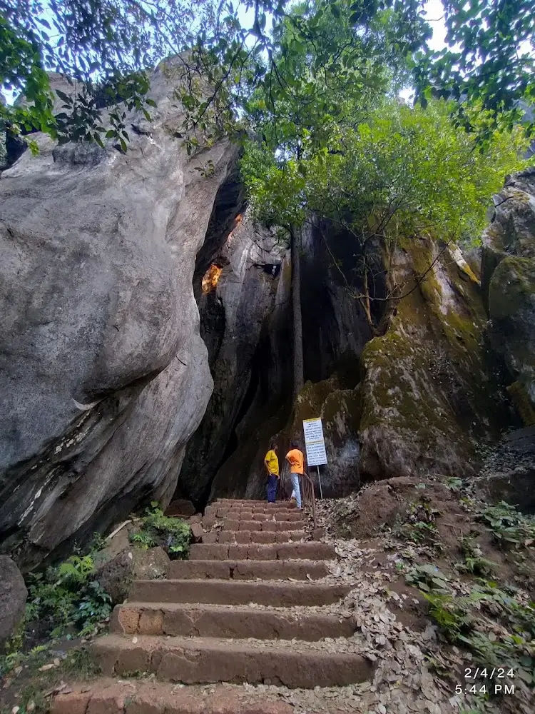 Gallery image of Yana Rocks & Cave Temple