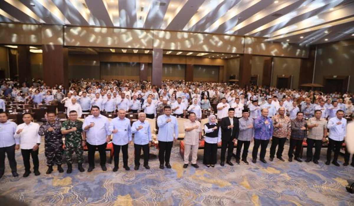 Kekompakan Sebagai Kunci Stabilitas Pemerintahan700 