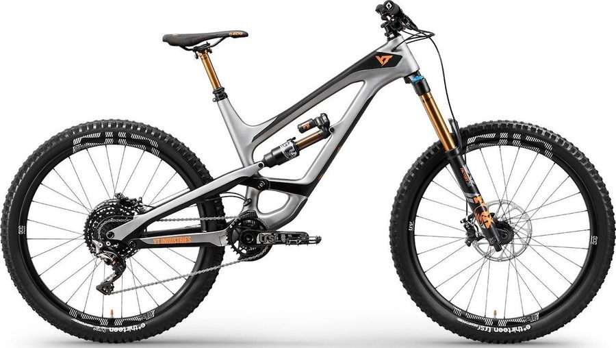 YT Capra 27 CF Pro Race 2018
