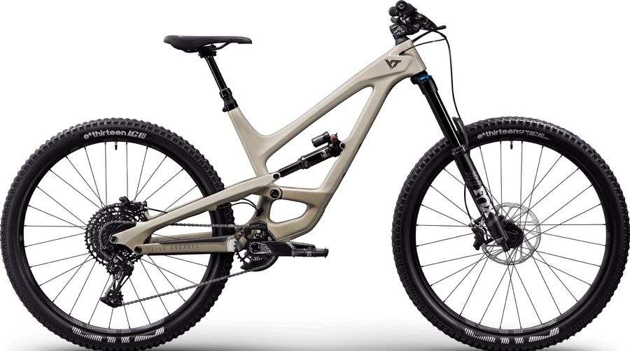 YT CAPRA Comp 29 2021