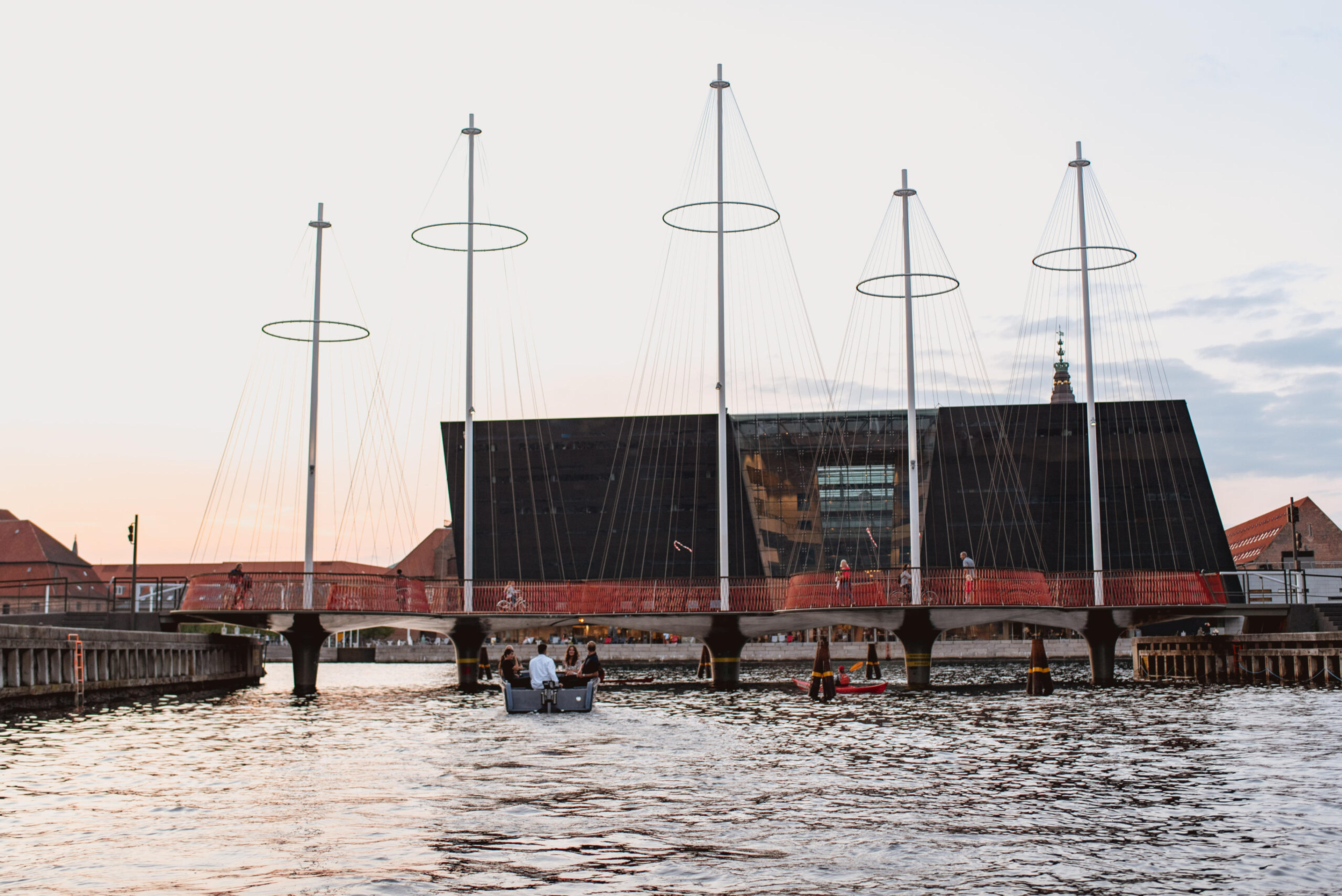 Cirkelbroen in Copenhagen Harbor
