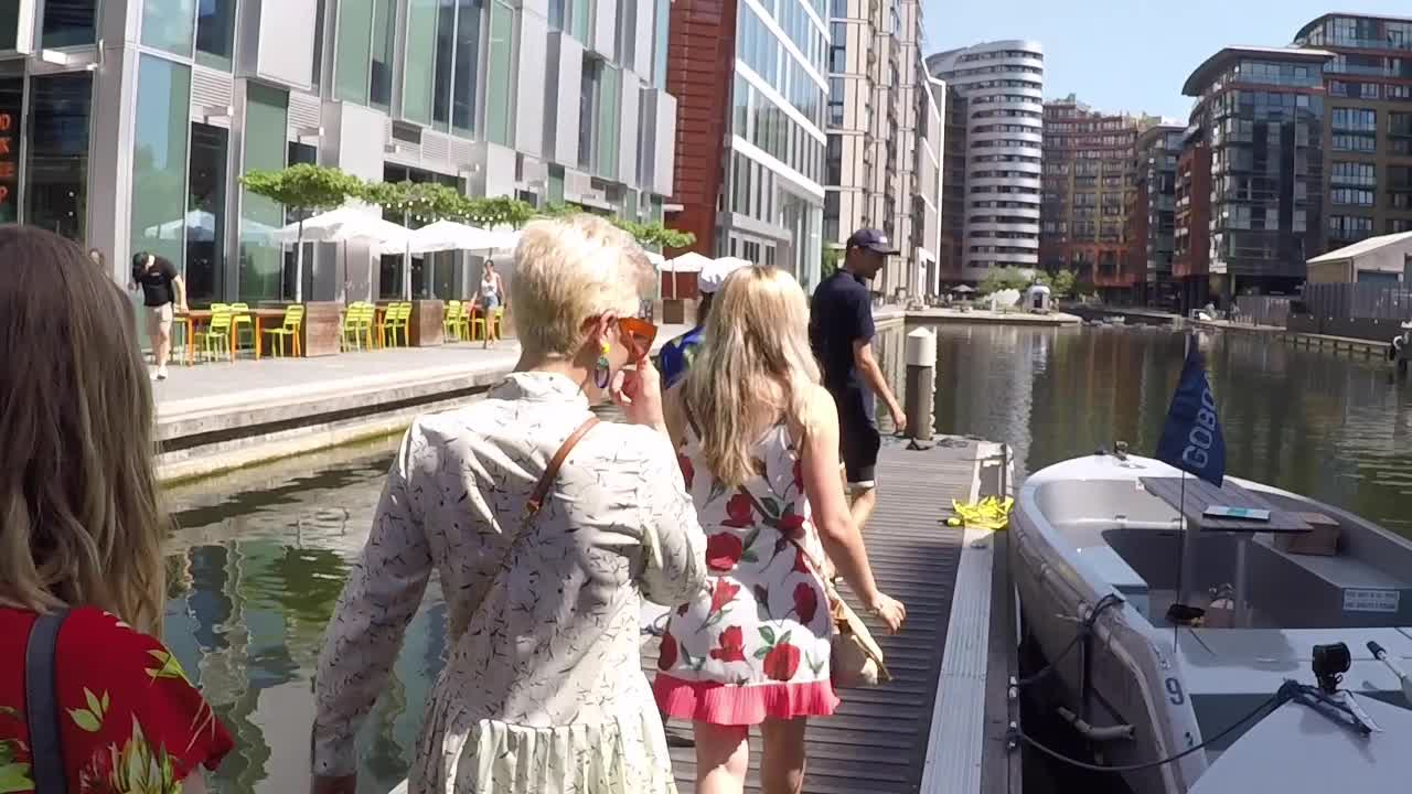 Self-drive boat rental in the UK - GoBoat UK