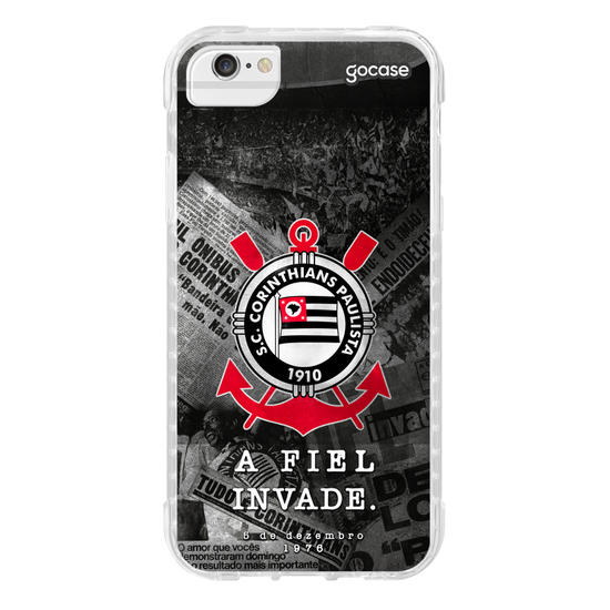Capinha para celular  Corinthians - A Fiel Invade - 50 Anos da Invasão