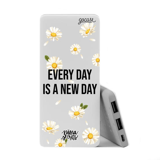 Power Bank Slim Portable Charger (5000mAh) - Carregador Portátil Power Bank (5000mAh) - Novo Dia by Niina Secrets