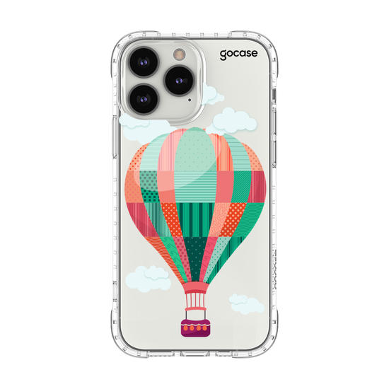 Capinha para celular Viajando nas Nuvens
