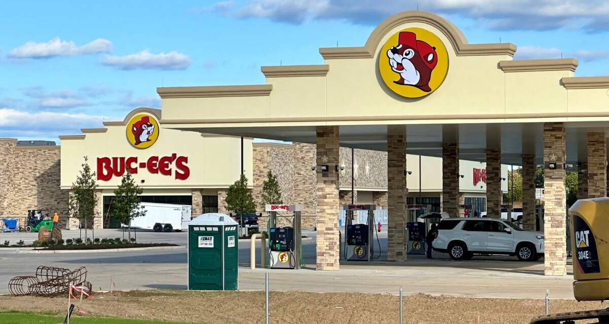 Buc Ee's Goodyear Az Opening Date 2024 Schedule Buc-ee's Expansion into AZ: New Travel Center Set to Open in Goodyear