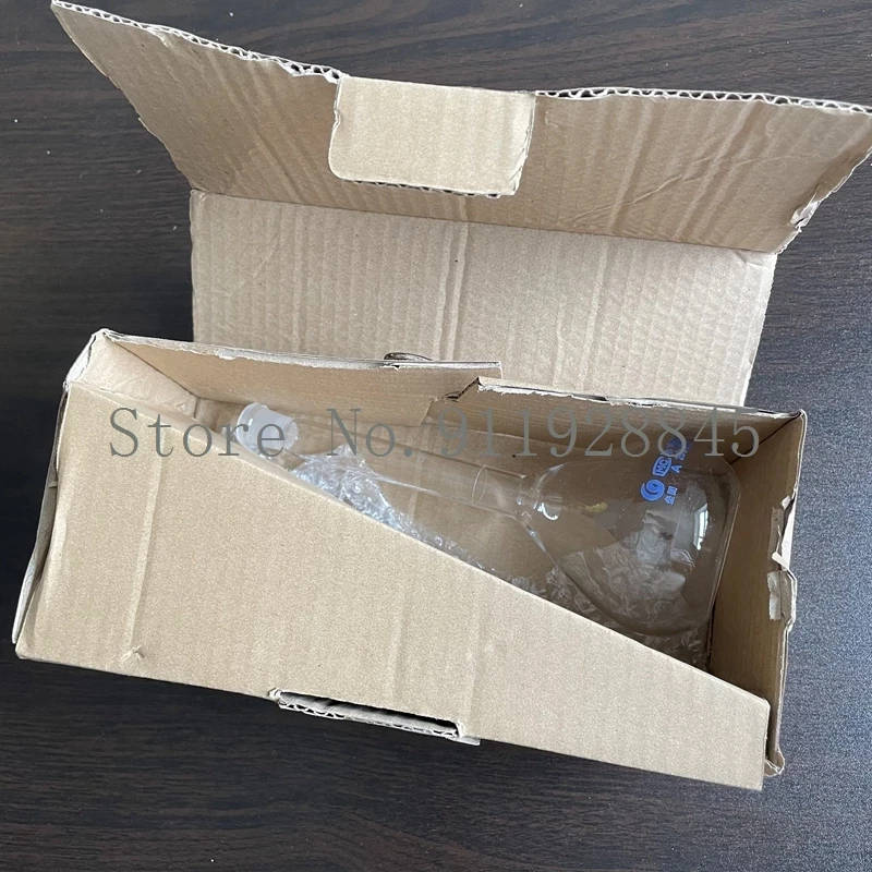 Clear Lab Measuring Volumetric Flask Set High-quality glass volumetric flasks for precise measurements. Ideal for laboratory use. Clear Lab Measuring Volumetric Flask High-quality glass volumetric flasks for precise measurements. Ideal for laboratory use. Clear Lab Measuring Volumetric Flask Set - Image 5