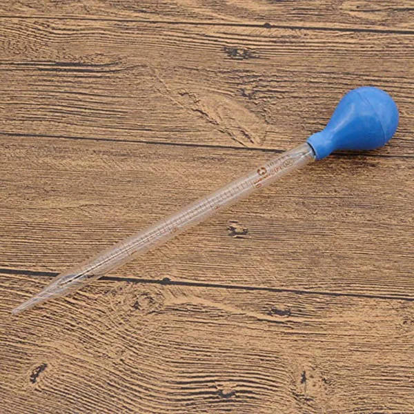 10ml Glass Graduated Pipette with Rubber Head - Image 6
