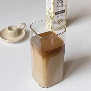 400ml Square Glass Cup with Lid and Straw