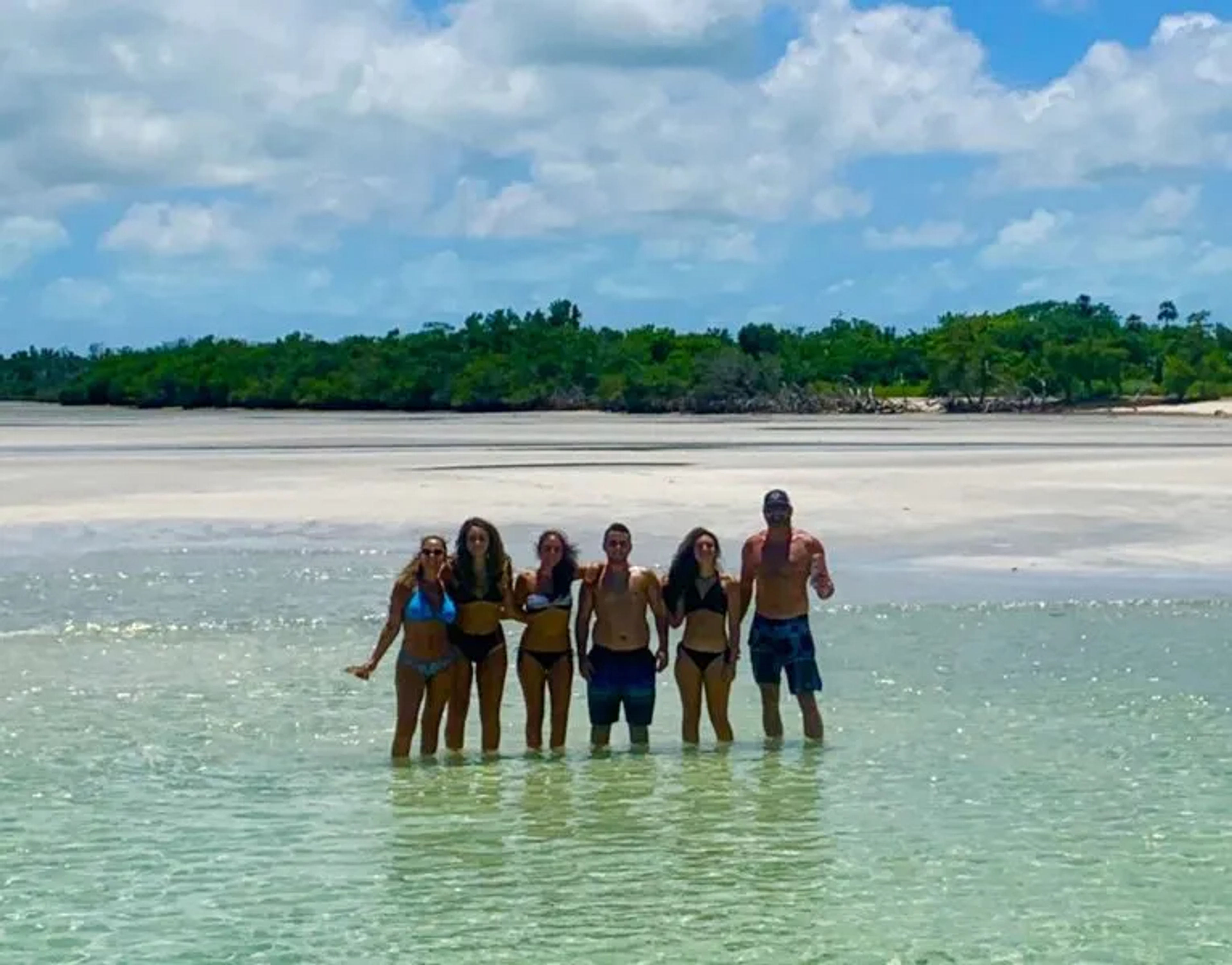 Hopping Sandbars In Key West - Image 1