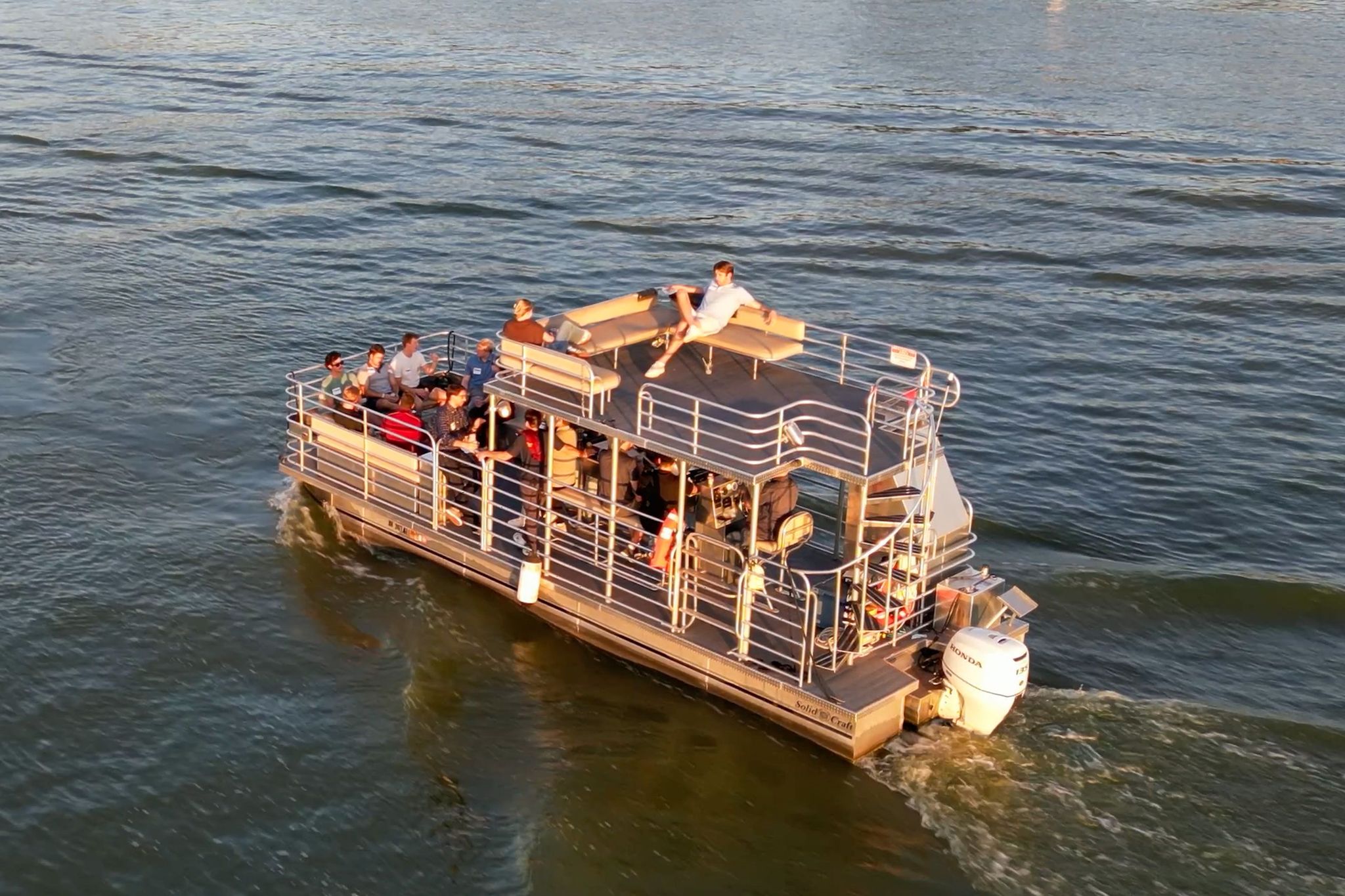 Large Party Boat Cruise-Spring Park-Lake Minnetonka