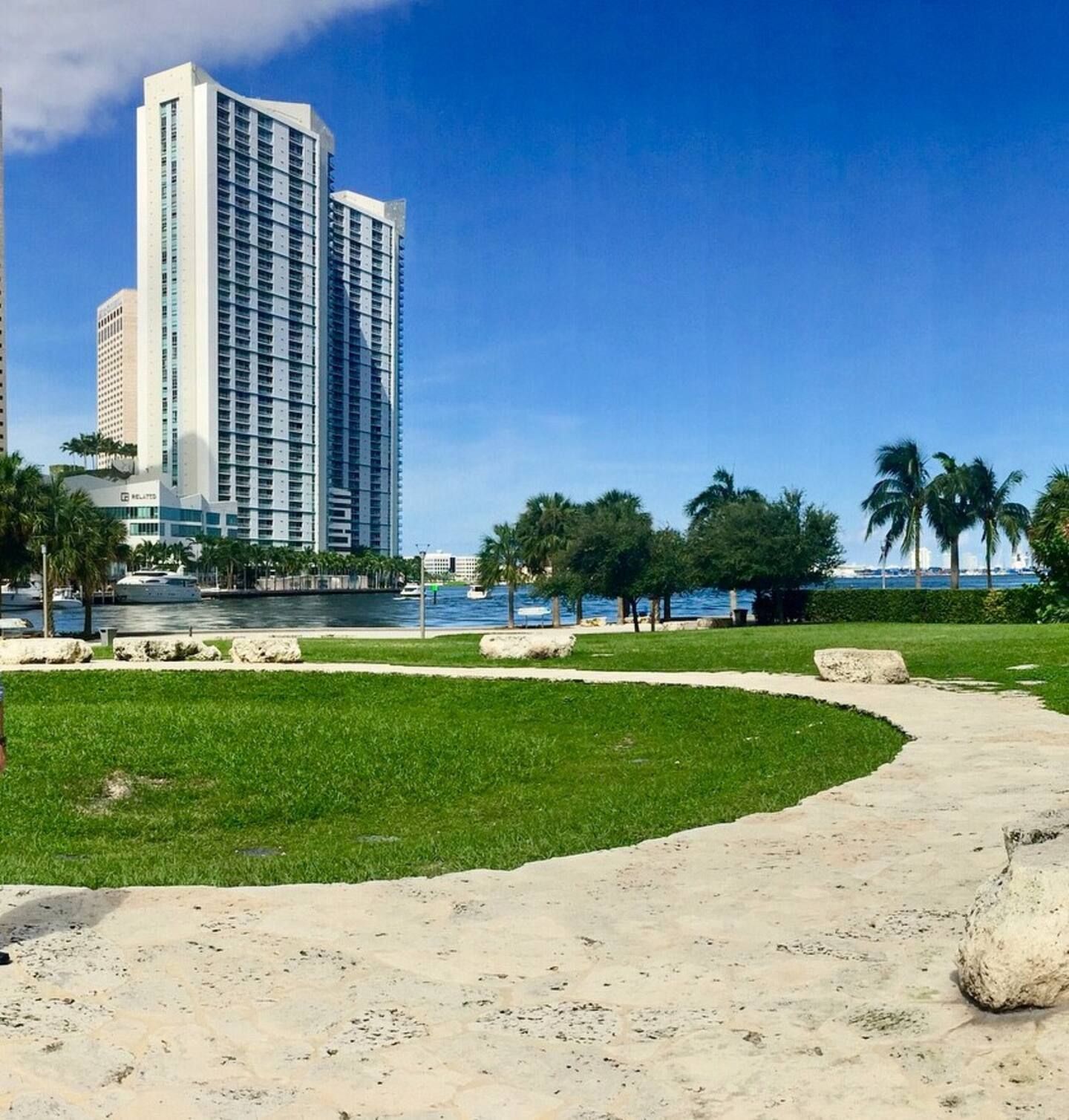 Private Miami tour showcasing iconic landmarks, historic neighborhoods, and scenic views with Stellar Miami Tours.