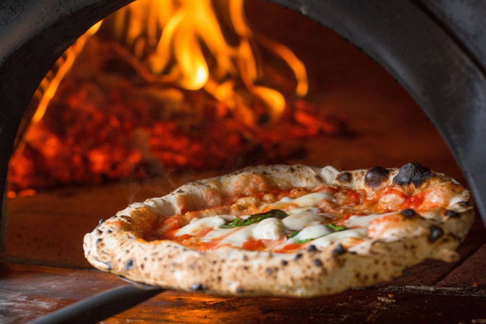 4 Best Pizza Restaurants In Revelstoke .jpg
