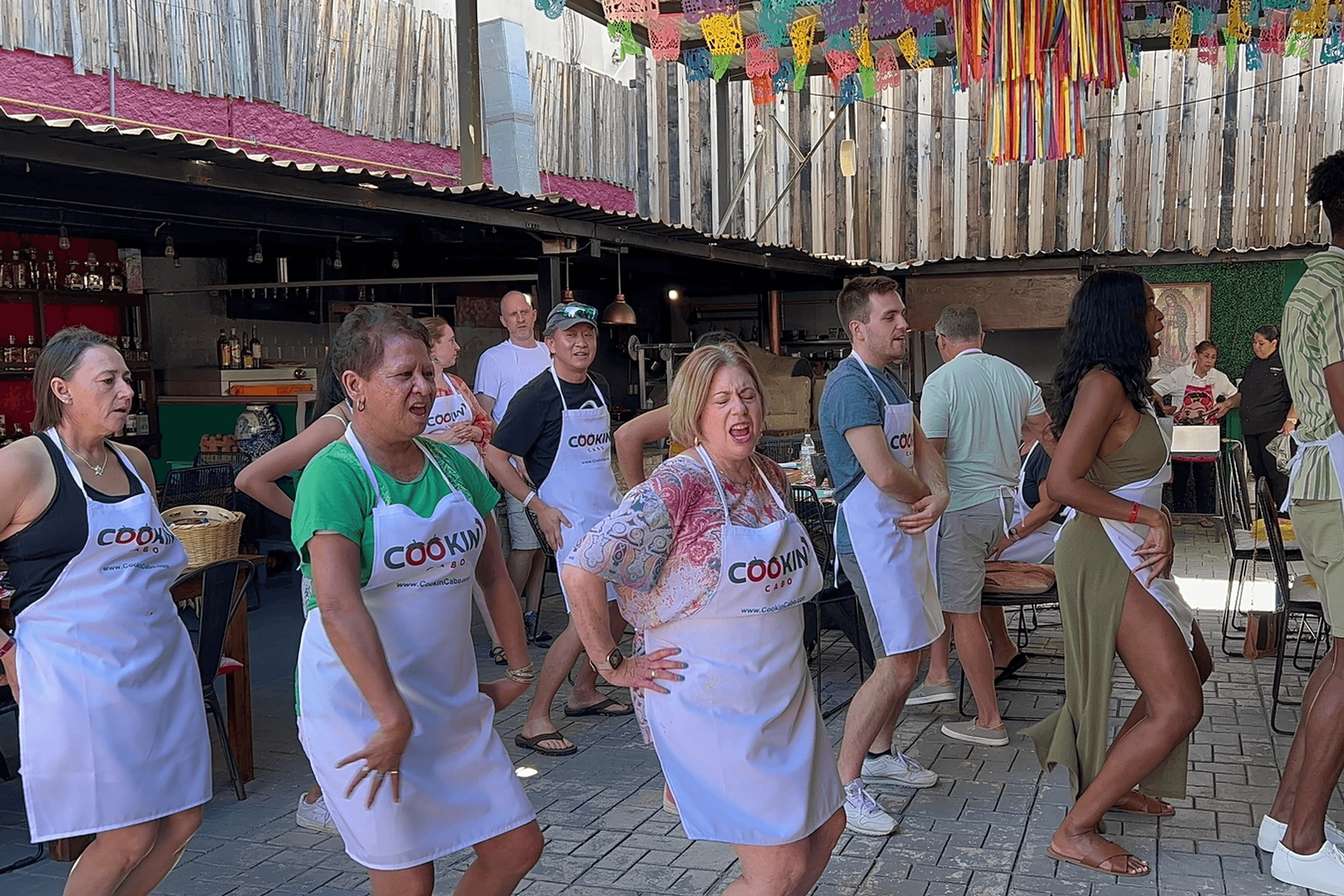 Cabo San Lucas: Cooking, Dancing and Mixology Class