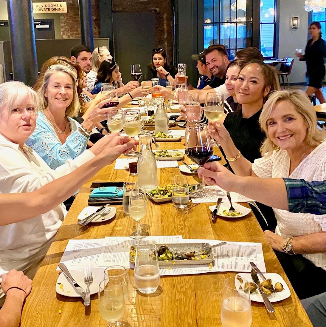 $139 THE ULTIMATE CINCINNATI FOOD + DRINK EXPERIENCE