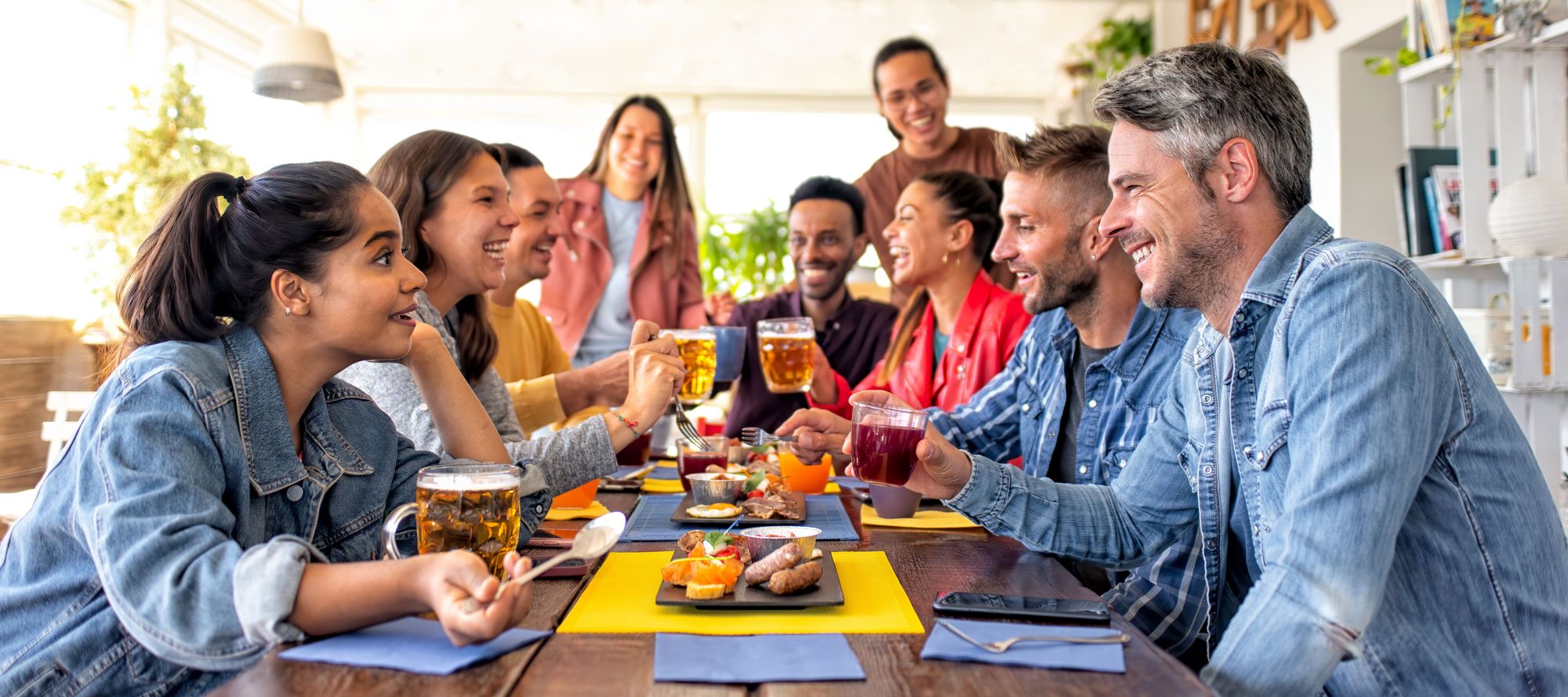 Friends enjoying lunch at an event in Kelowna