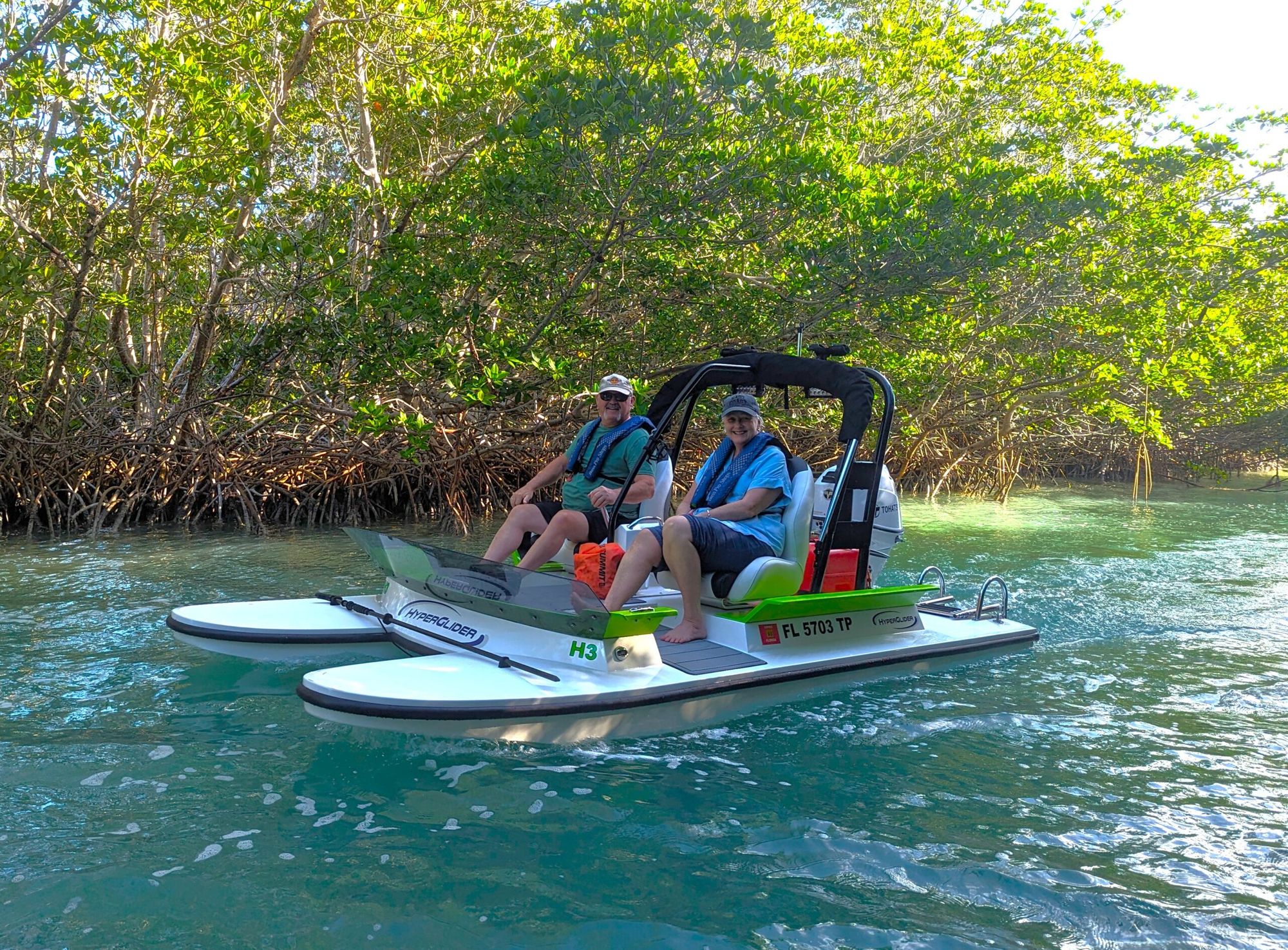 Islamorada-Catboat-Tour-Hyperglider Craig Cat Bluewater Adventure