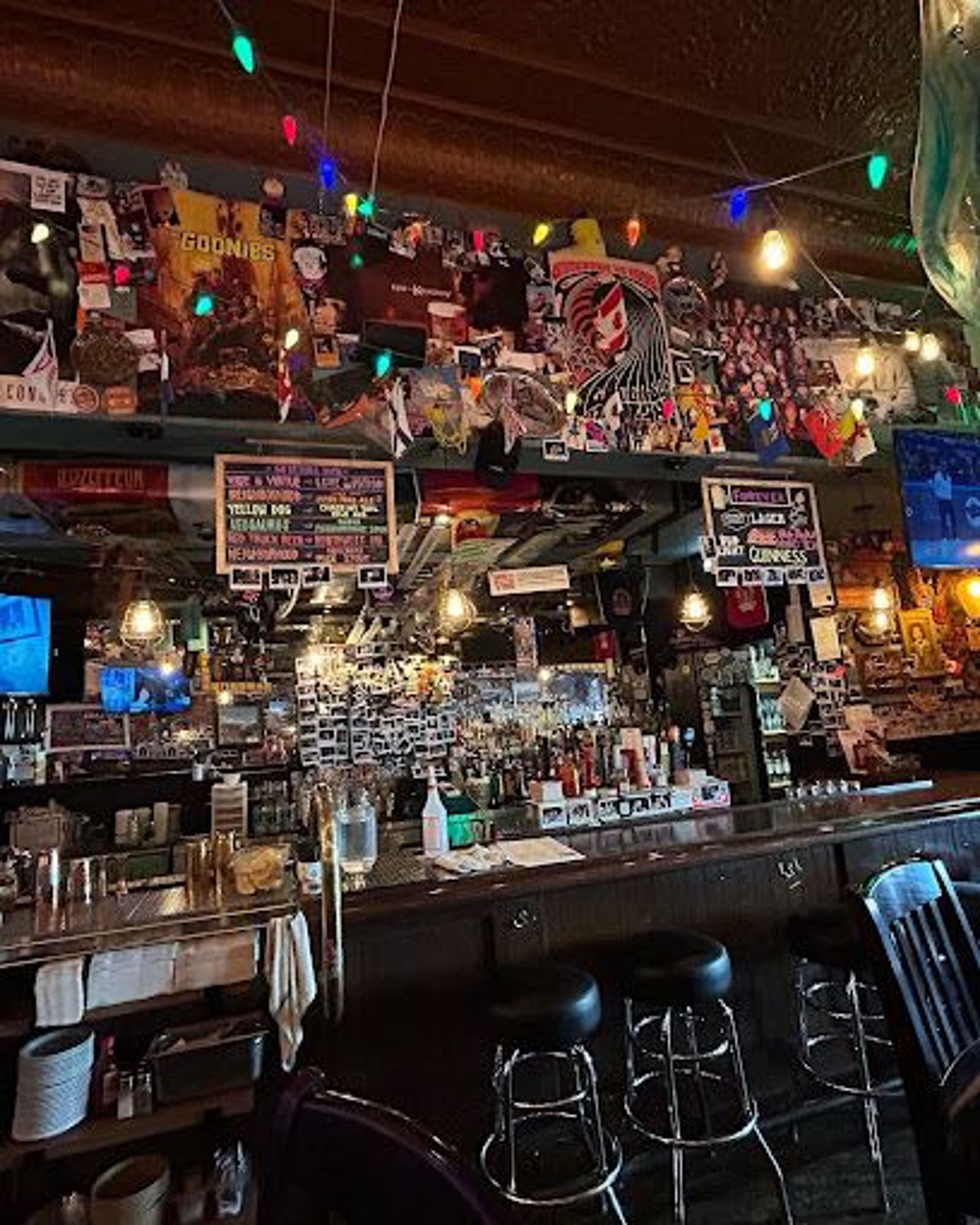 Leos Bar