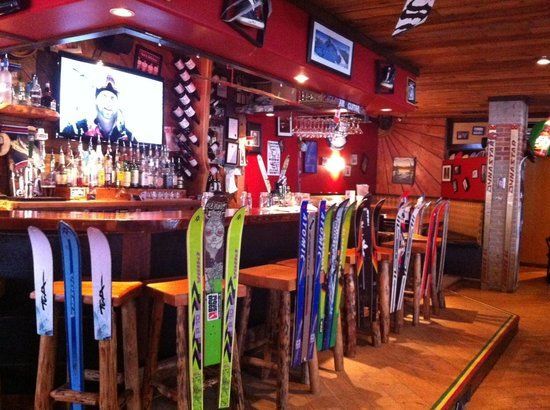 The Village Idiot Bar and Grill