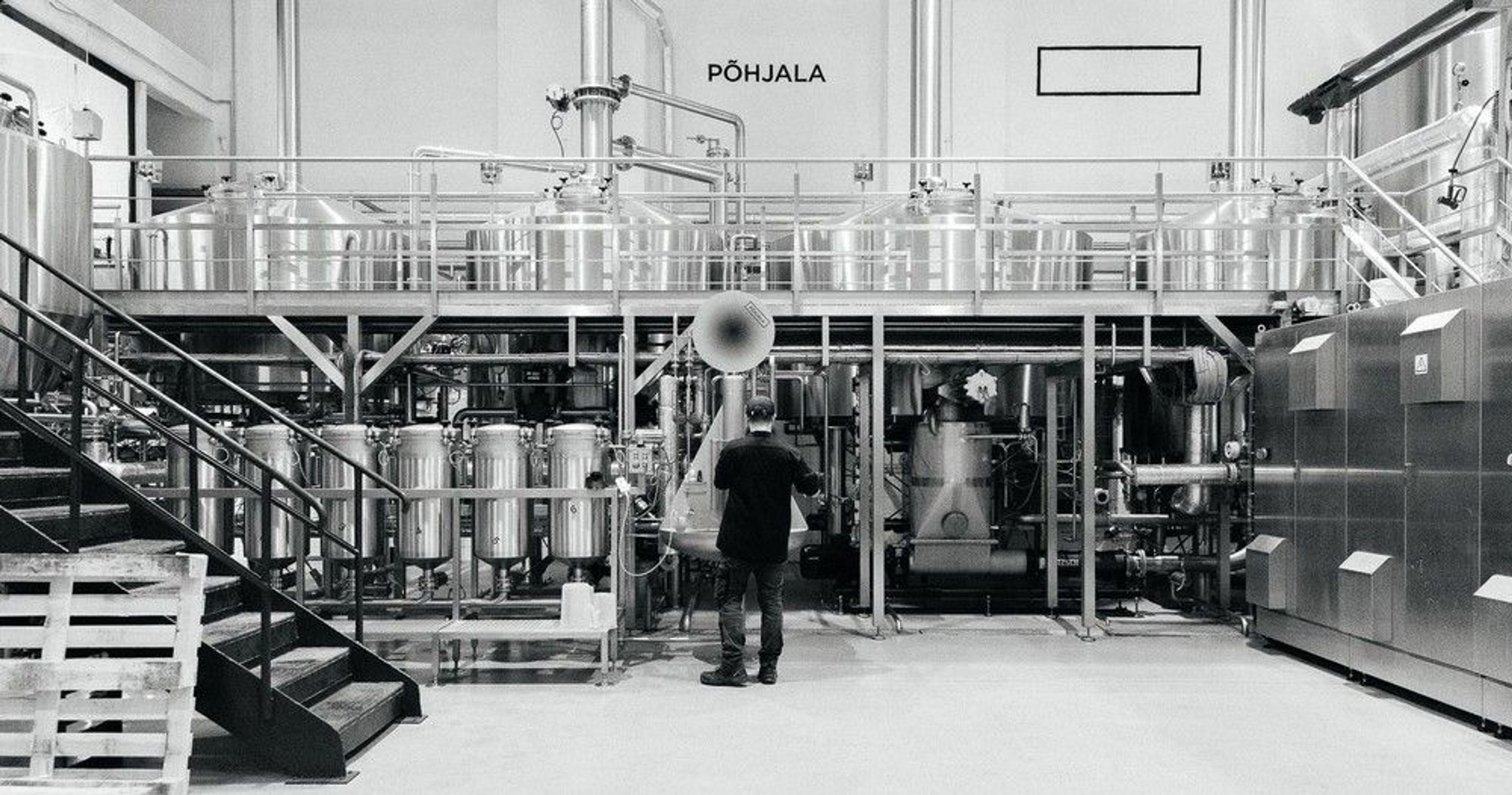 Discover Kalamaja: Cycling Adventure and Brewery Experience - Image 3