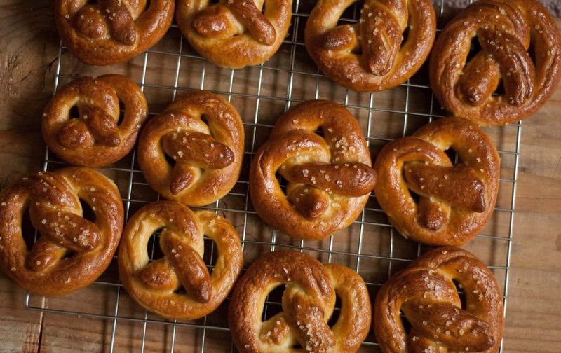 New York Style Salted Pretzel