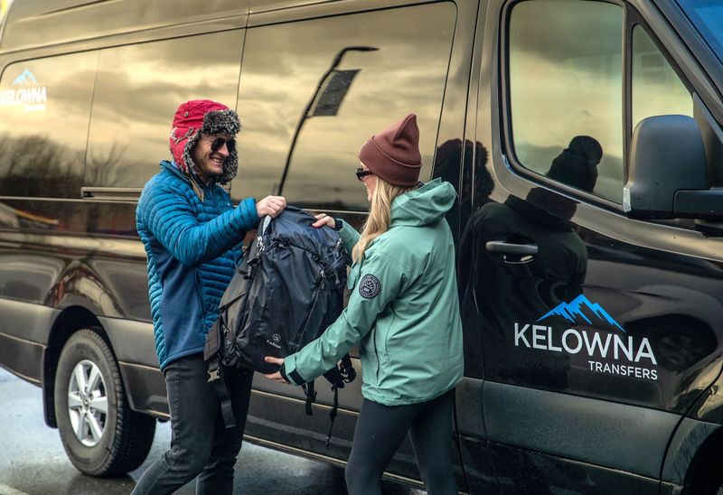 Kelowna Transfers Luxury Ski Shuttle