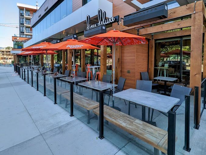 diner deluxe patio