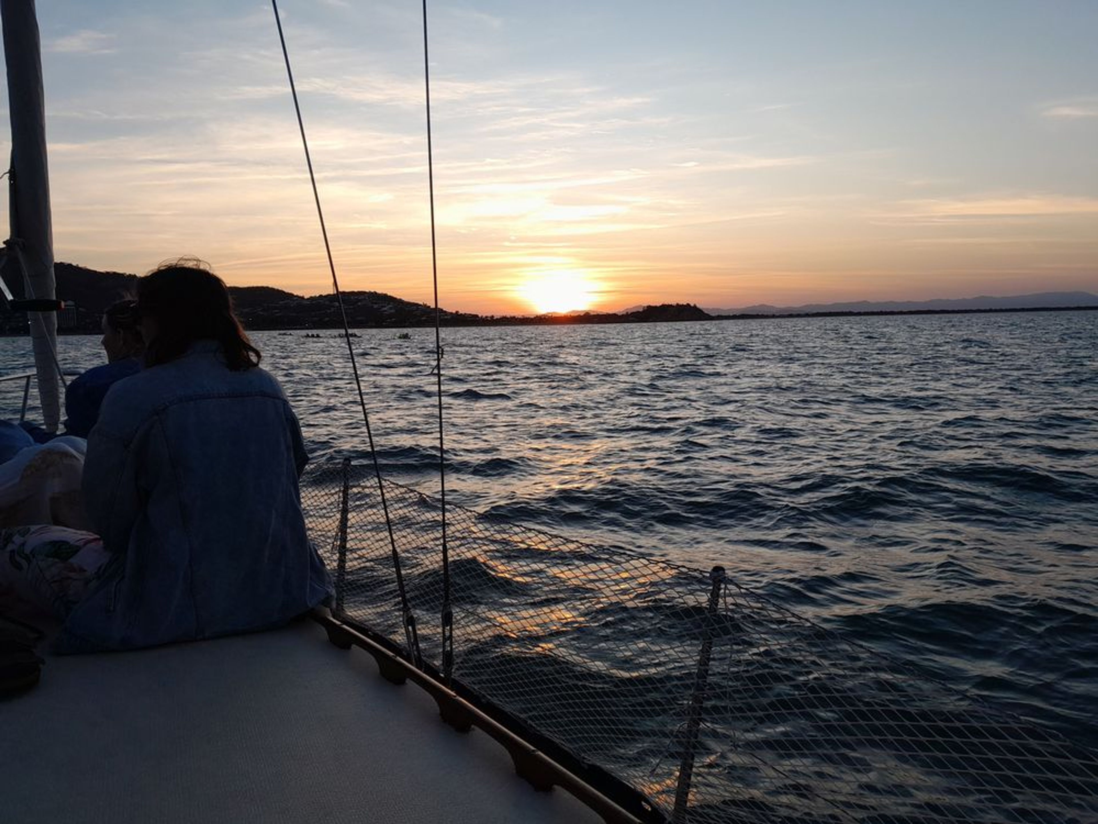 Townsville Sunset Cruise Sailing Charter - Image 3