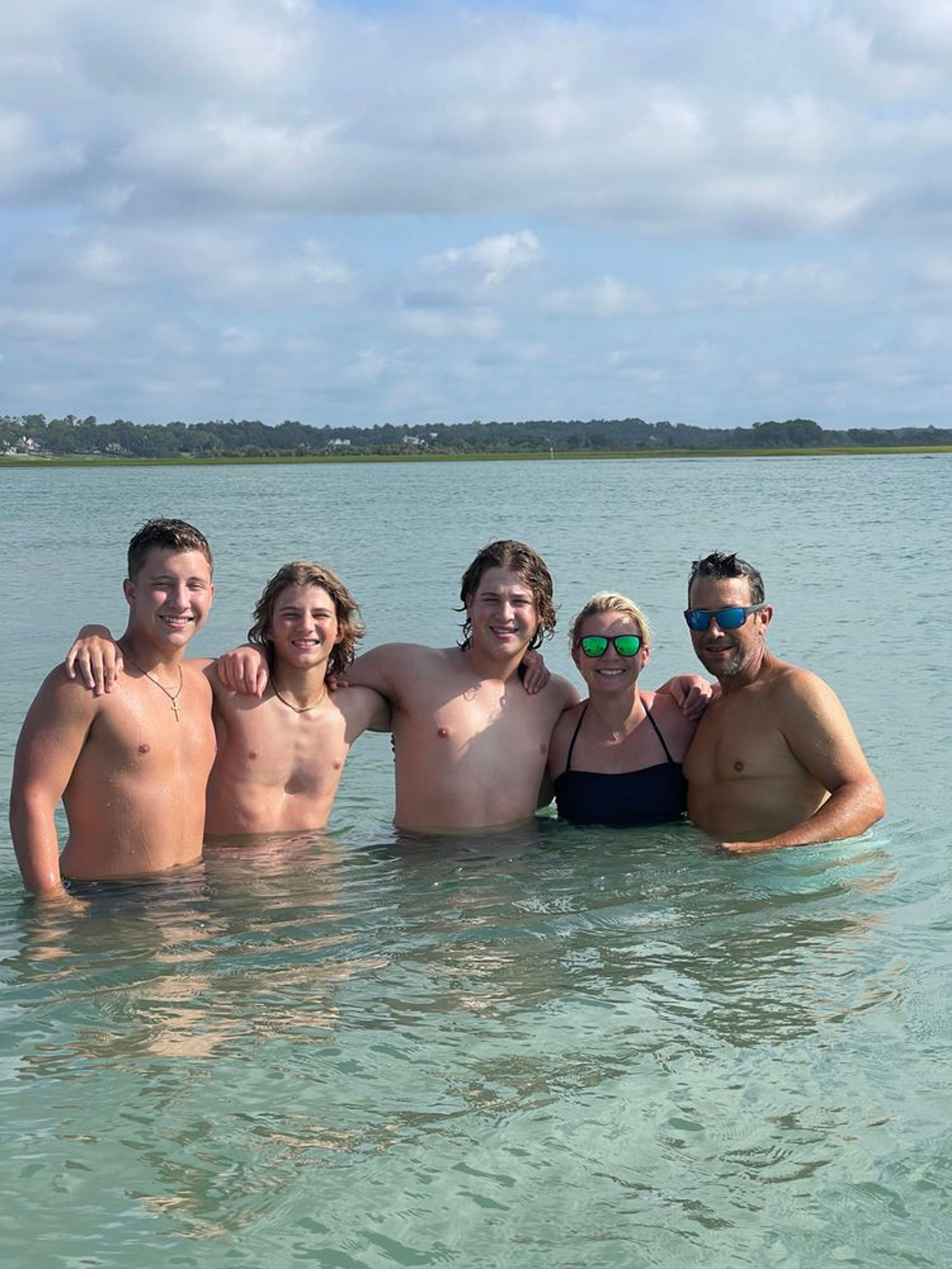 2 Hour Island Excursion - Image 3