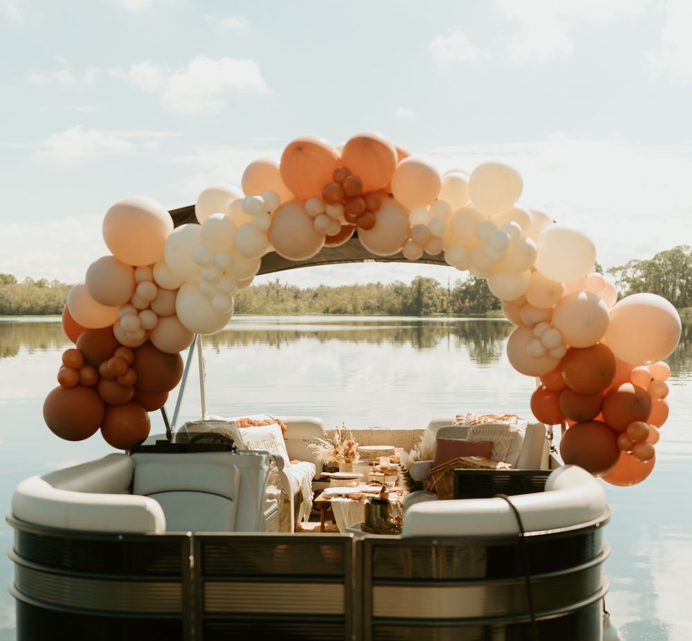 Picnic Boat Rental - Image 2