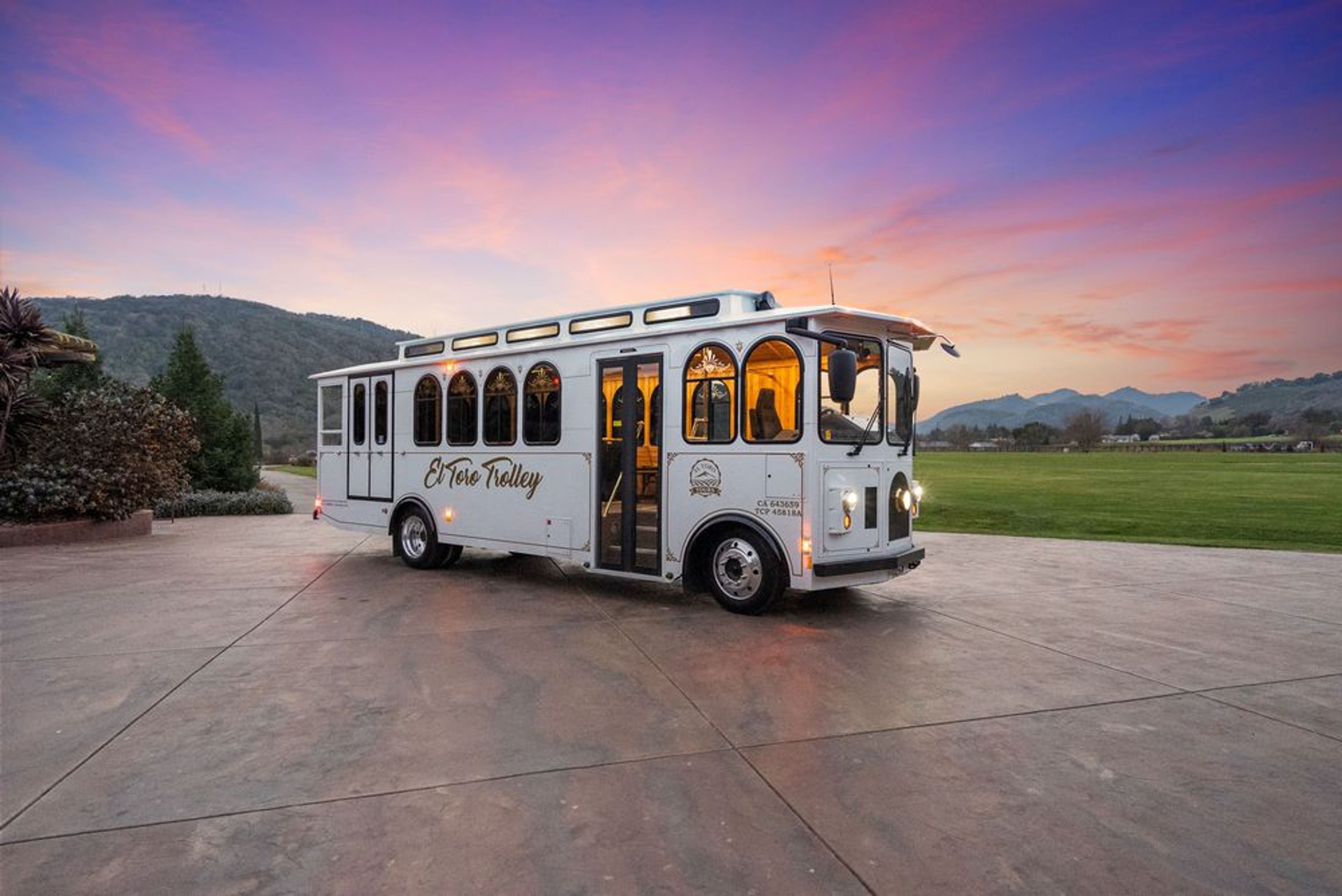 El Toro Trolley Weekend Wine Tasting Tour - Image 1