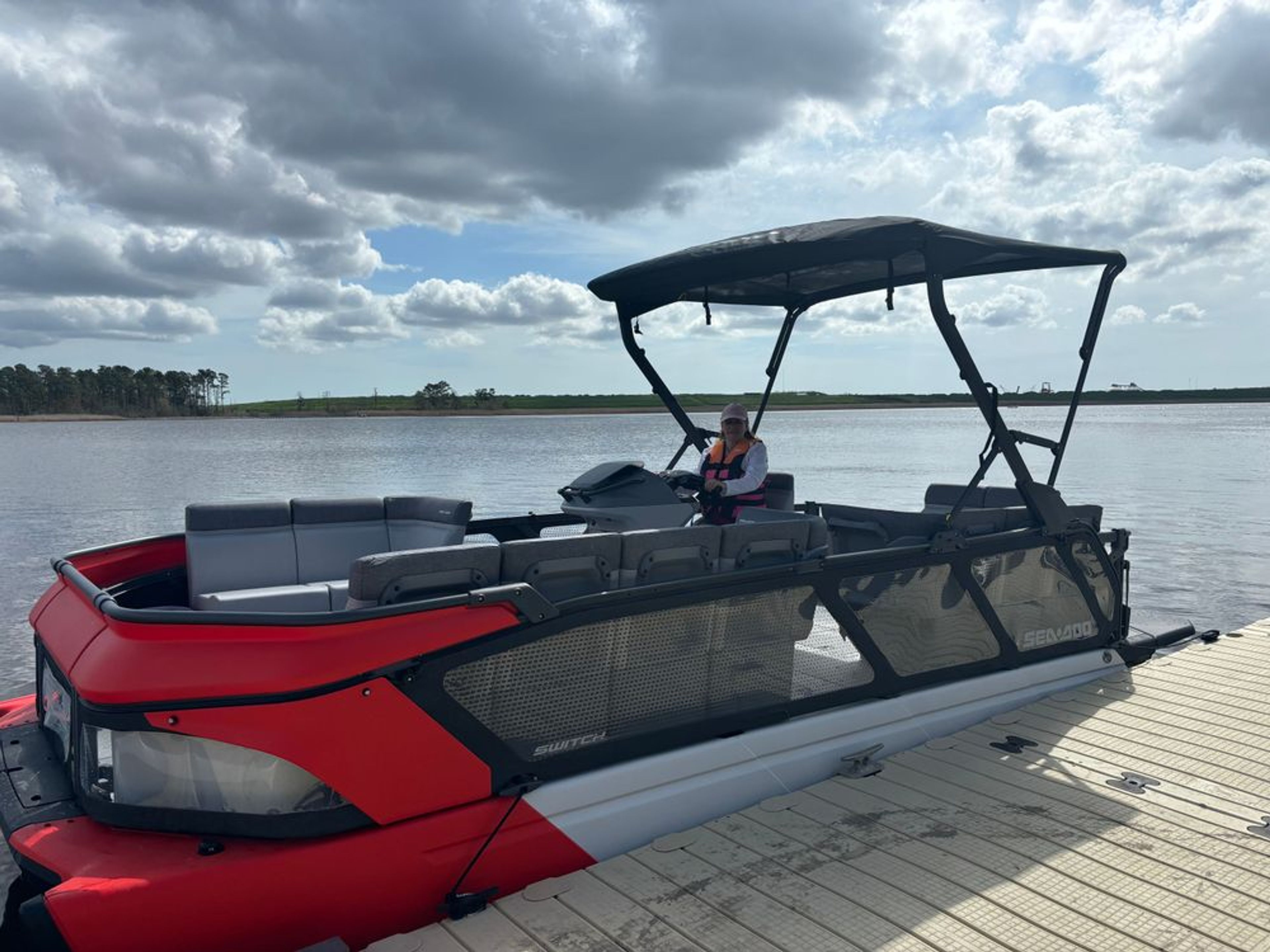 Pontoon Rentals - Image 2