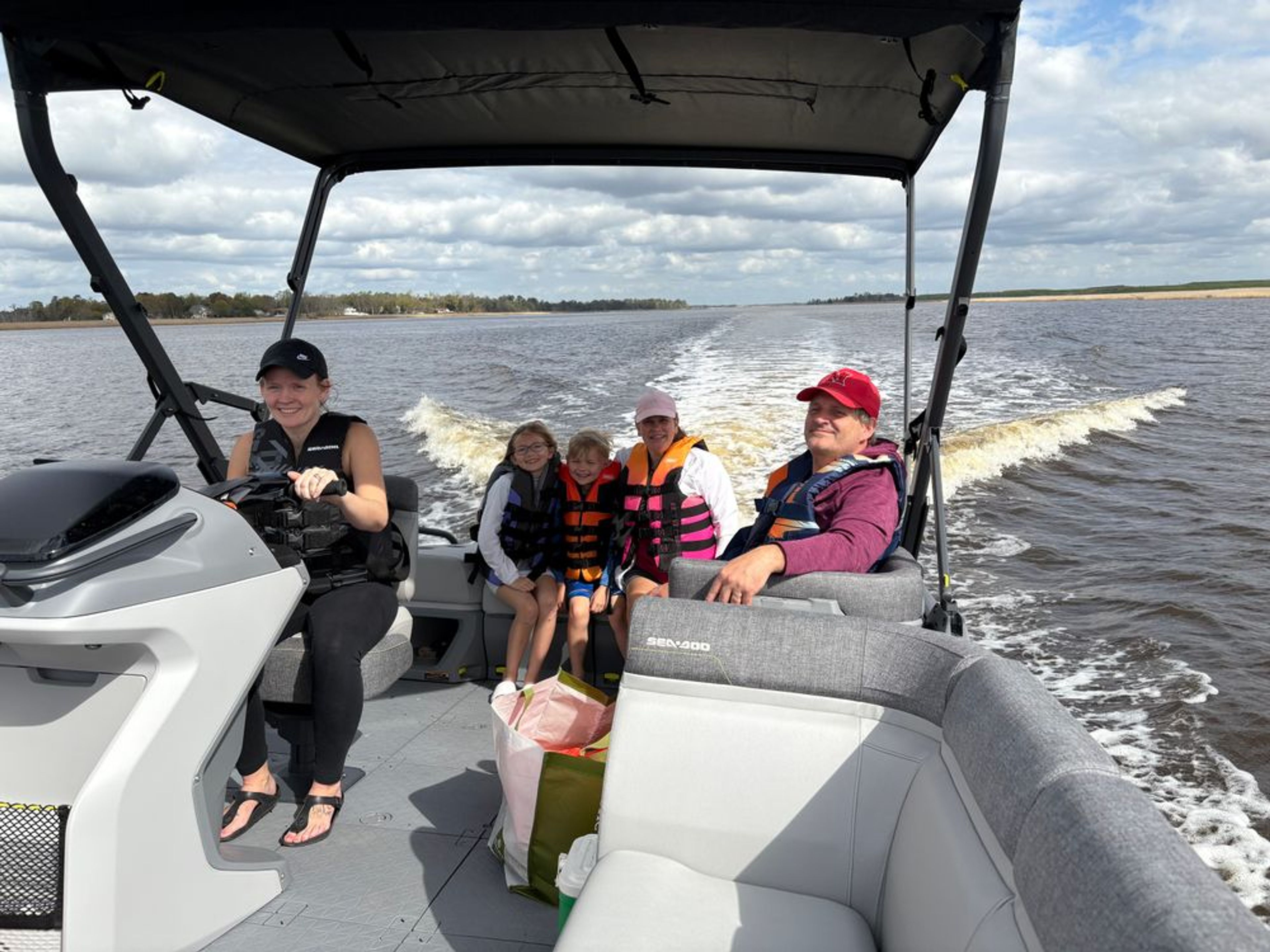 Pontoon Rentals - Image 4