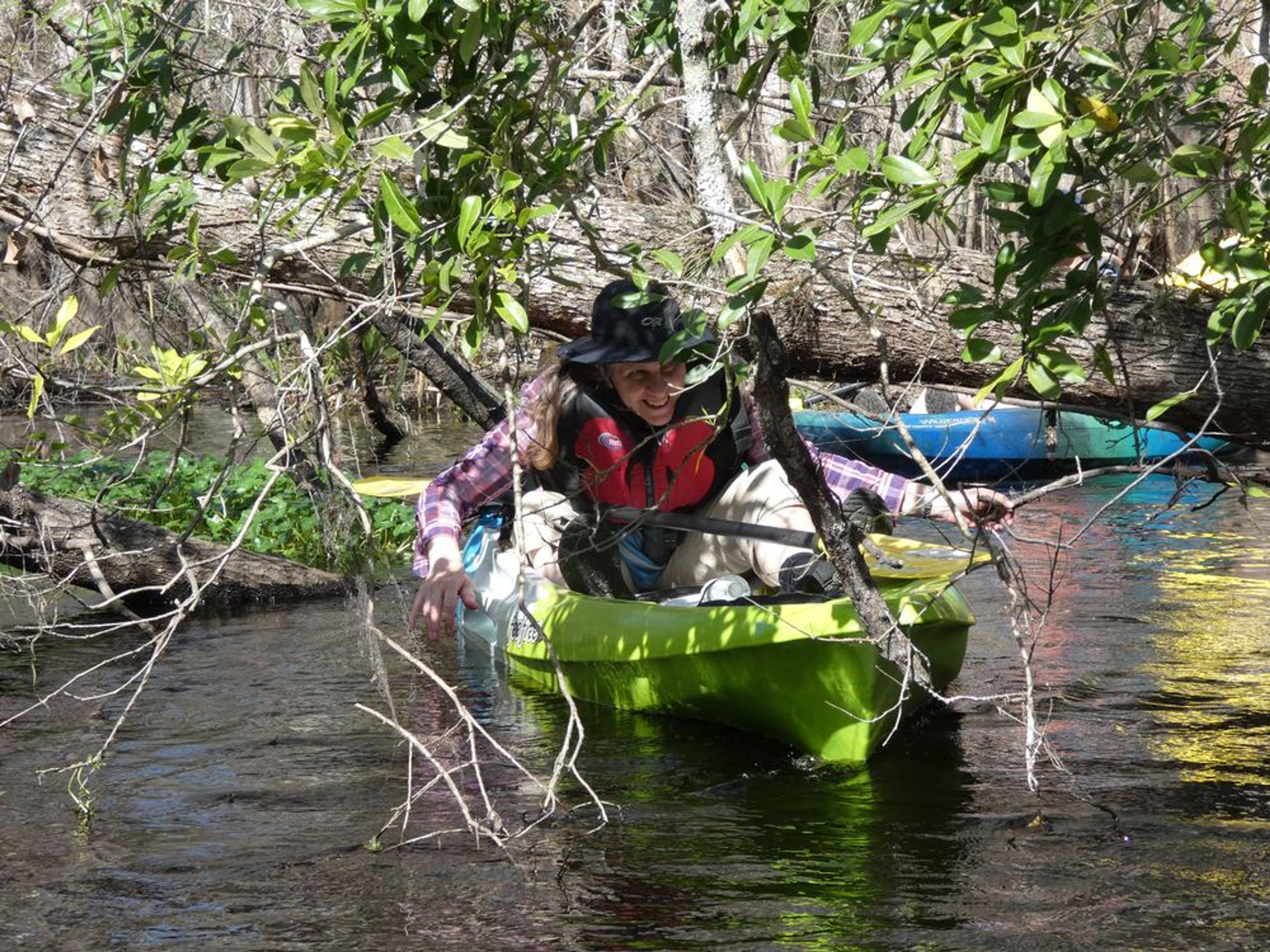 Nature Escape Kayak Adventure on Blackwater Creek - Image 4