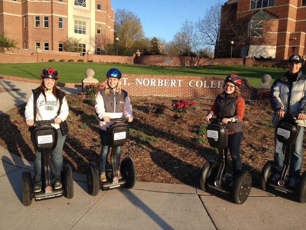 De Pere Downtown & Fox River Segway Tour - Image 3