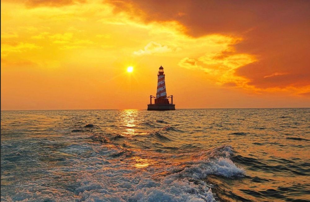 Lighthouse Tours - Nautical North Family Adventures
