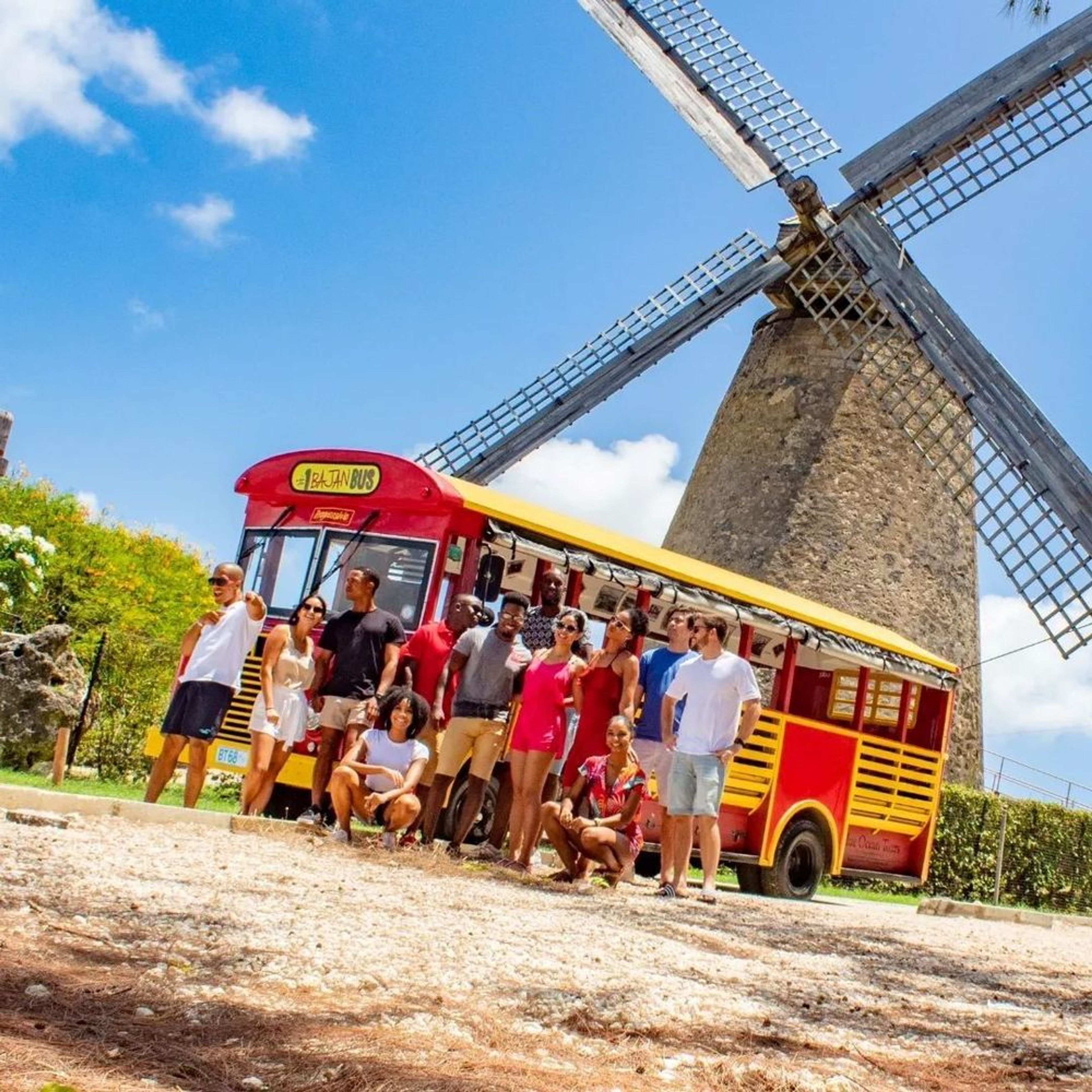 BAJAN BUS EXCURSION - Image 3