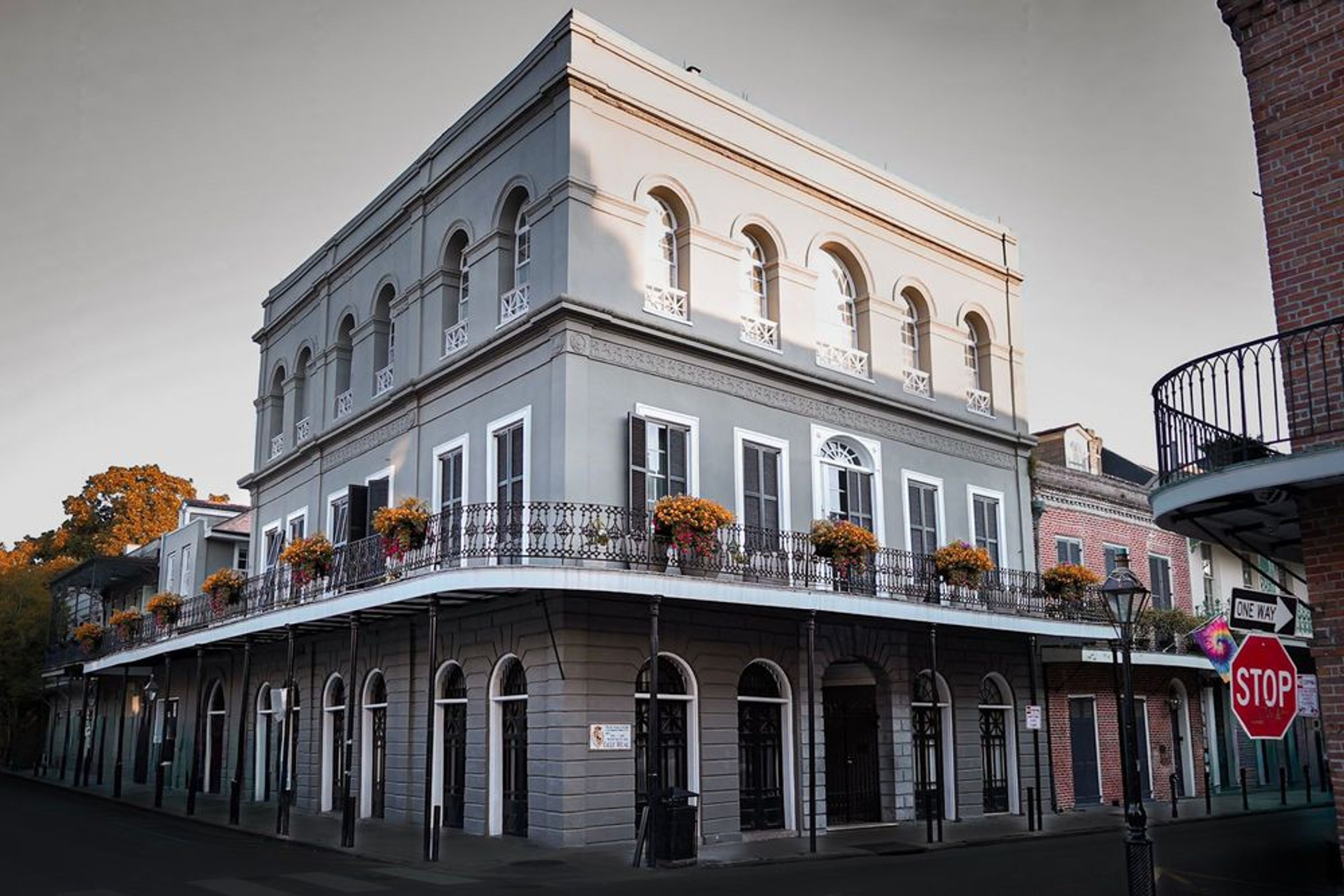 Haunted Pub Crawl - Image 1