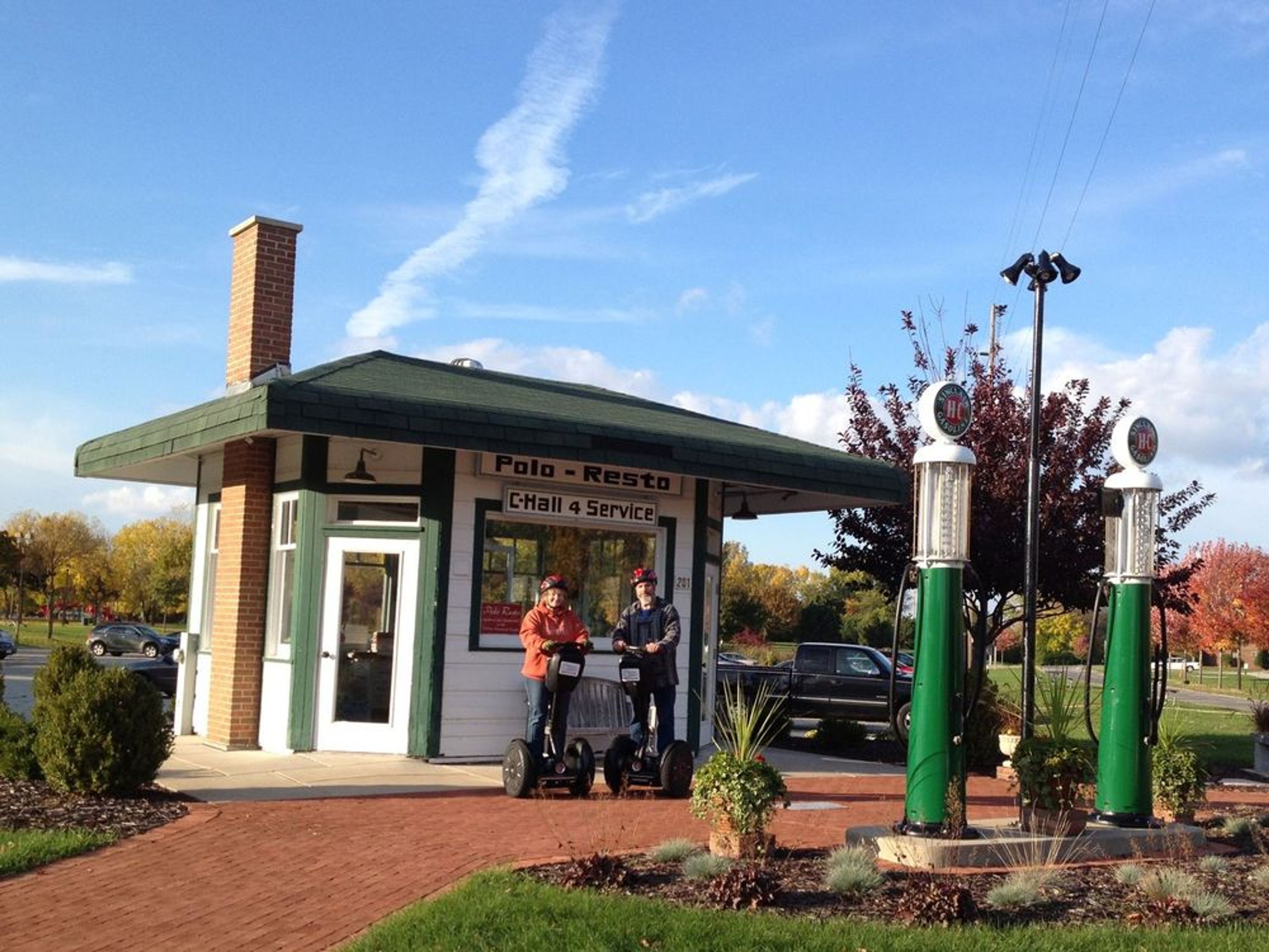 De Pere Murals & Public Art Segway Tour  - Image 4